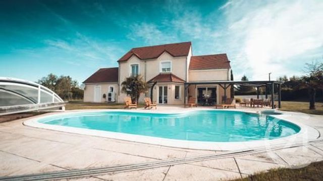 maison à vendre - 7 pièces - 165.0 m2 - LOUHANS - 71 - BOURGOGNE - Century 21 Agence Coeur De Bresse maison à vendre - 7 pièces - 165.0 m2 - LOUHANS - 71 - BOURGOGNE - Century 21 Agence Coeur De Bresse
