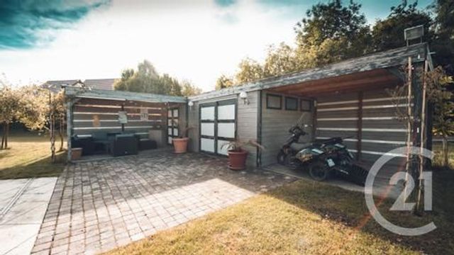 maison à vendre - 7 pièces - 165.0 m2 - LOUHANS - 71 - BOURGOGNE - Century 21 Agence Coeur De Bresse maison à vendre - 7 pièces - 165.0 m2 - LOUHANS - 71 - BOURGOGNE - Century 21 Agence Coeur De Bresse