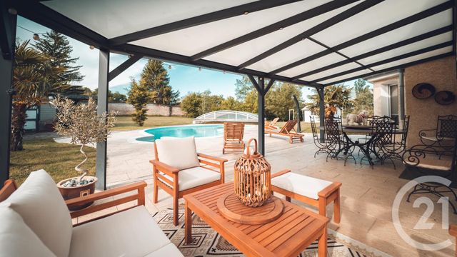 maison à vendre - 7 pièces - 165.0 m2 - LOUHANS - 71 - BOURGOGNE - Century 21 Agence Coeur De Bresse maison à vendre - 7 pièces - 165.0 m2 - LOUHANS - 71 - BOURGOGNE - Century 21 Agence Coeur De Bresse