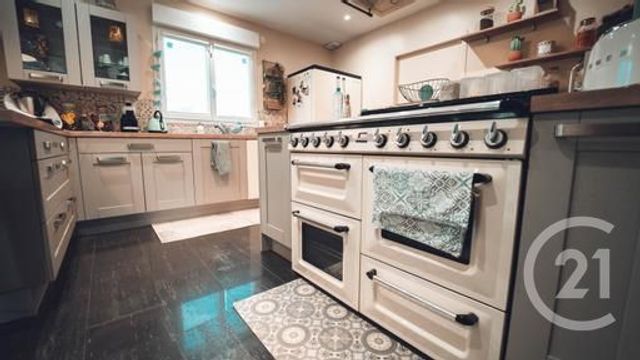 maison à vendre - 7 pièces - 165.0 m2 - LOUHANS - 71 - BOURGOGNE - Century 21 Agence Coeur De Bresse maison à vendre - 7 pièces - 165.0 m2 - LOUHANS - 71 - BOURGOGNE - Century 21 Agence Coeur De Bresse