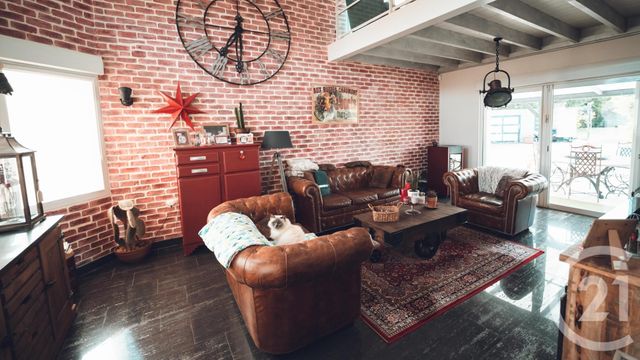 maison à vendre - 7 pièces - 165.0 m2 - LOUHANS - 71 - BOURGOGNE - Century 21 Agence Coeur De Bresse maison à vendre - 7 pièces - 165.0 m2 - LOUHANS - 71 - BOURGOGNE - Century 21 Agence Coeur De Bresse