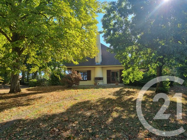 maison à vendre - 7 pièces - 234.36 m2 - LOUHANS CHATEAURENAUD - 71 - BOURGOGNE - Century 21 Agence Coeur De Bresse