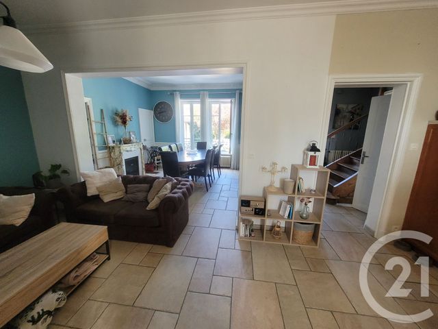 maison à vendre - 7 pièces - 131.0 m2 - LOUHANS CHATEAURENAUD - 71 - BOURGOGNE - Century 21 Agence Coeur De Bresse