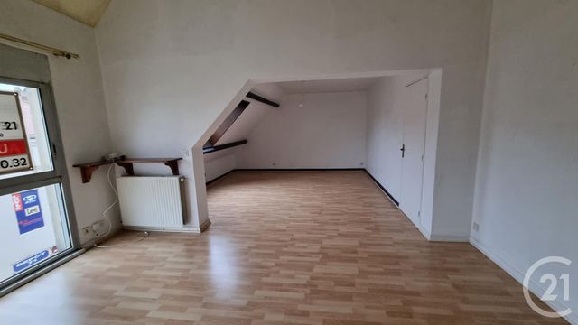 Appartement F2 à vendre - 3 pièces - 77.14 m2 - LOUHANS - 71 - BOURGOGNE - Century 21 Agence Coeur De Bresse