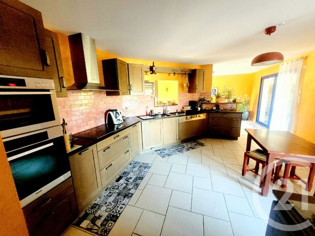 maison à vendre - 7 pièces - 213.0 m2 - LOUHANS CHATEAURENAUD - 71 - BOURGOGNE - Century 21 Agence Coeur De Bresse