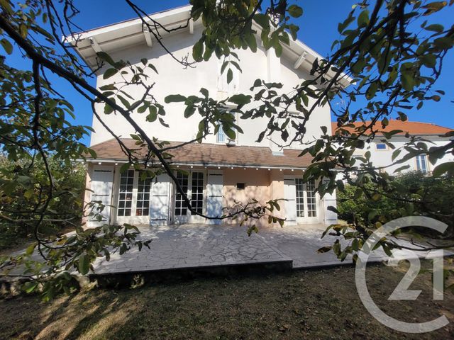 maison à vendre - 7 pièces - 208.0 m2 - LOUHANS - 71 - BOURGOGNE - Century 21 Agence Coeur De Bresse