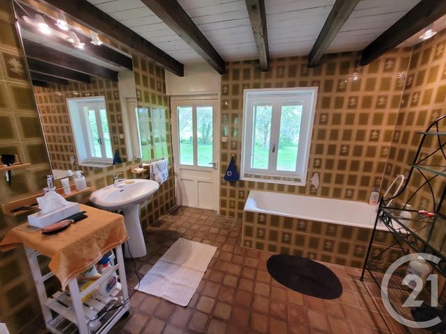 maison à vendre - 5 pièces - 150.0 m2 - LA CHAPELLE THECLE - 71 - BOURGOGNE - Century 21 Agence Coeur De Bresse