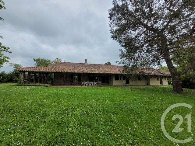 maison à vendre - 5 pièces - 150.0 m2 - LA CHAPELLE THECLE - 71 - BOURGOGNE - Century 21 Agence Coeur De Bresse