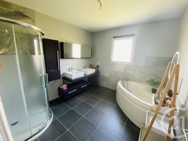 maison à vendre - 4 pièces - 118.67 m2 - ST GERMAIN DU BOIS - 71 - BOURGOGNE - Century 21 Agence Coeur De Bresse