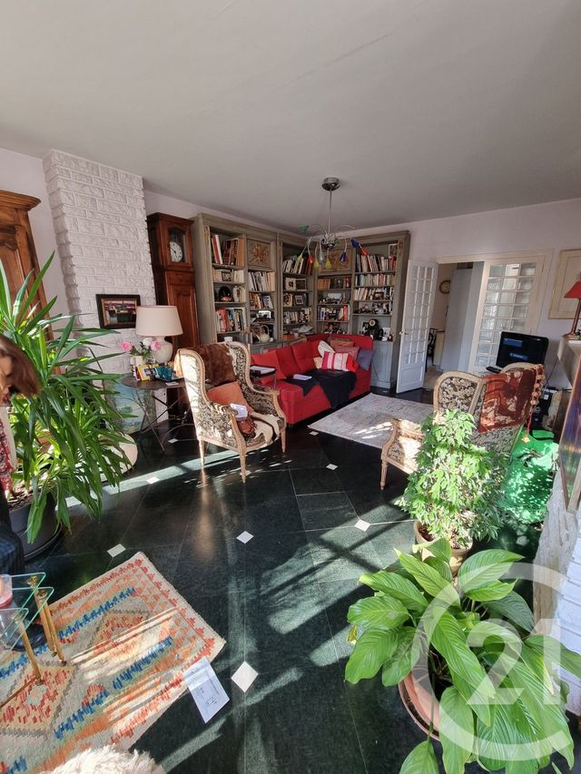 Appartement T4 à vendre - 5 pièces - 145.48 m2 - LOUHANS - 71 - BOURGOGNE - Century 21 Agence Coeur De Bresse