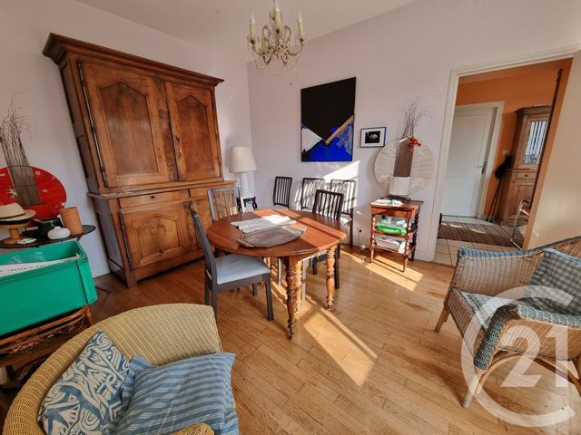 Appartement T4 à vendre - 5 pièces - 145.48 m2 - LOUHANS - 71 - BOURGOGNE - Century 21 Agence Coeur De Bresse