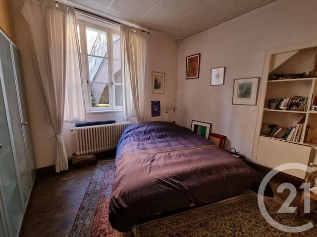 Appartement T4 à vendre - 5 pièces - 145.48 m2 - LOUHANS - 71 - BOURGOGNE - Century 21 Agence Coeur De Bresse