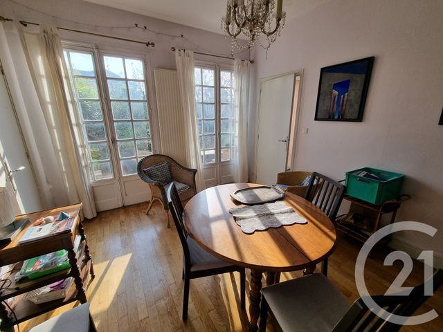 Appartement T4 à vendre - 5 pièces - 145.48 m2 - LOUHANS - 71 - BOURGOGNE - Century 21 Agence Coeur De Bresse