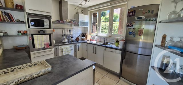 maison à vendre - 6 pièces - 126.2 m2 - LOUHANS CHATEAURENAUD - 71 - BOURGOGNE - Century 21 Agence Coeur De Bresse