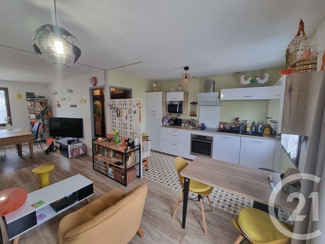maison à vendre - 4 pièces - 87.34 m2 - LOUHANS CHATEAURENAUD - 71 - BOURGOGNE - Century 21 Agence Coeur De Bresse